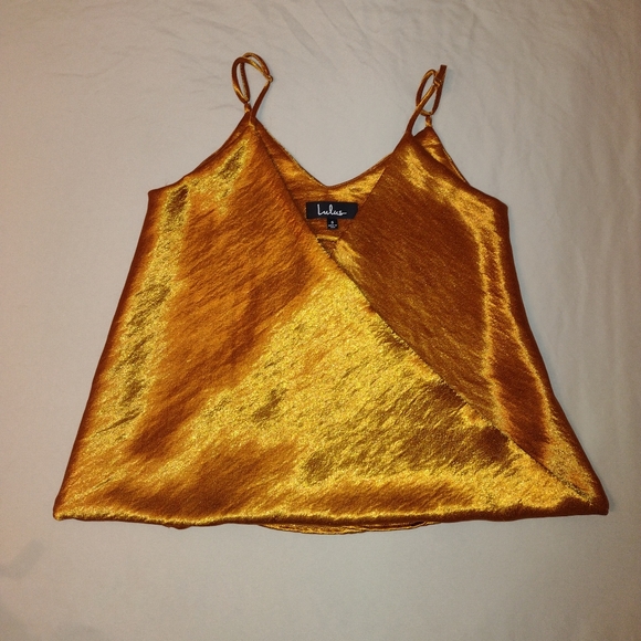 Gorgeous Golden top - Picture 3 of 5